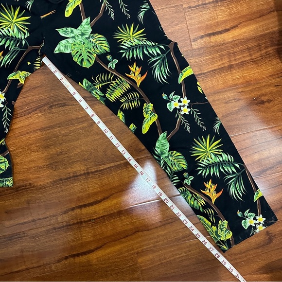 Forever 21 Leaves Pants Size XL - Picture 7 of 8